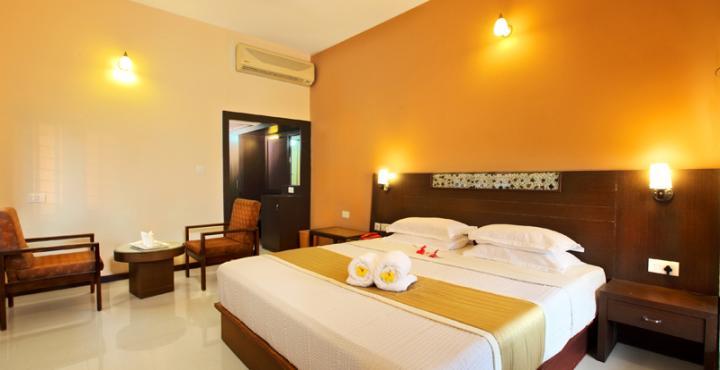 Leisure Vacations Gold Field Lake Resort, Kumarakom Exterior photo